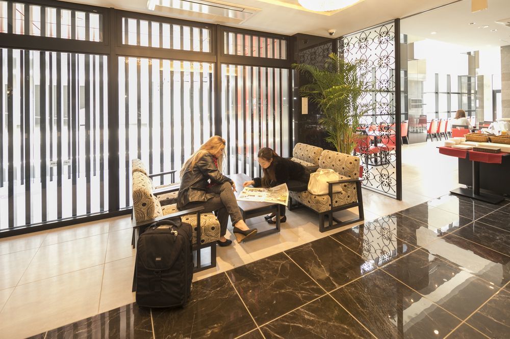 Hotel Hotel. Links Namba 3*